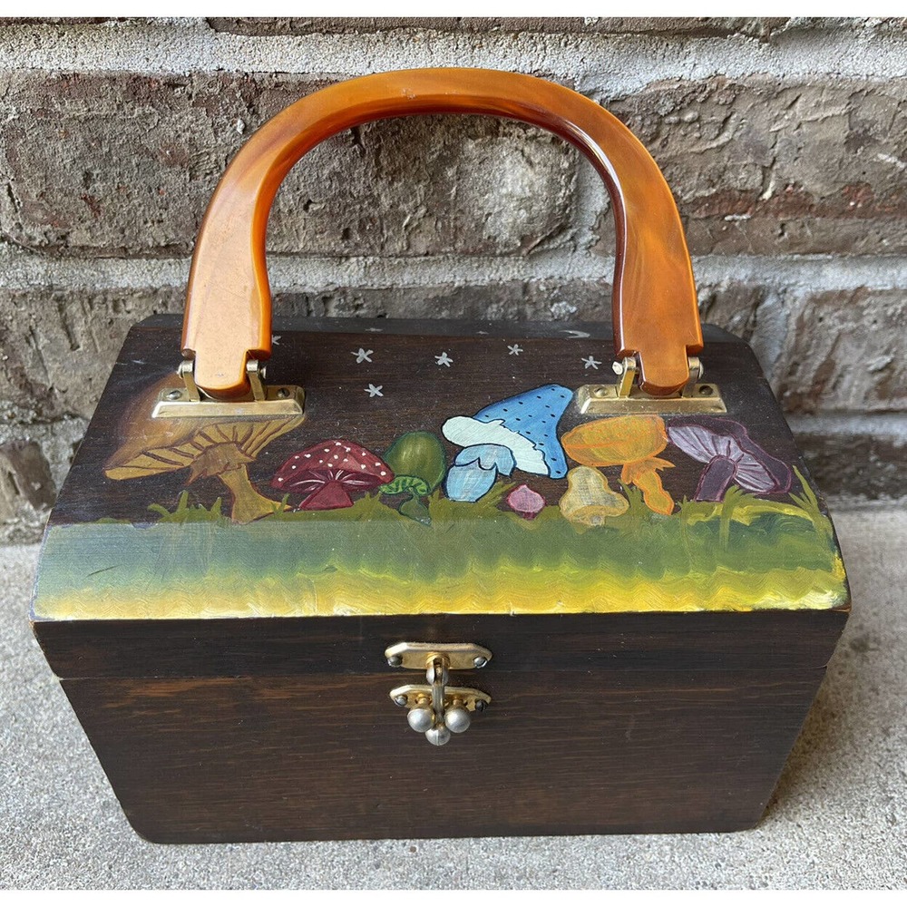Vintage Hand-Painted Mushrooms Wooden Storage Box Case Tortoise Handle + Clasp